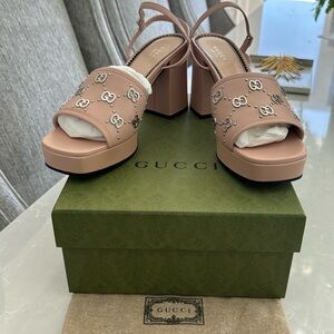 Gucci Leather Slingback Platform Sandal